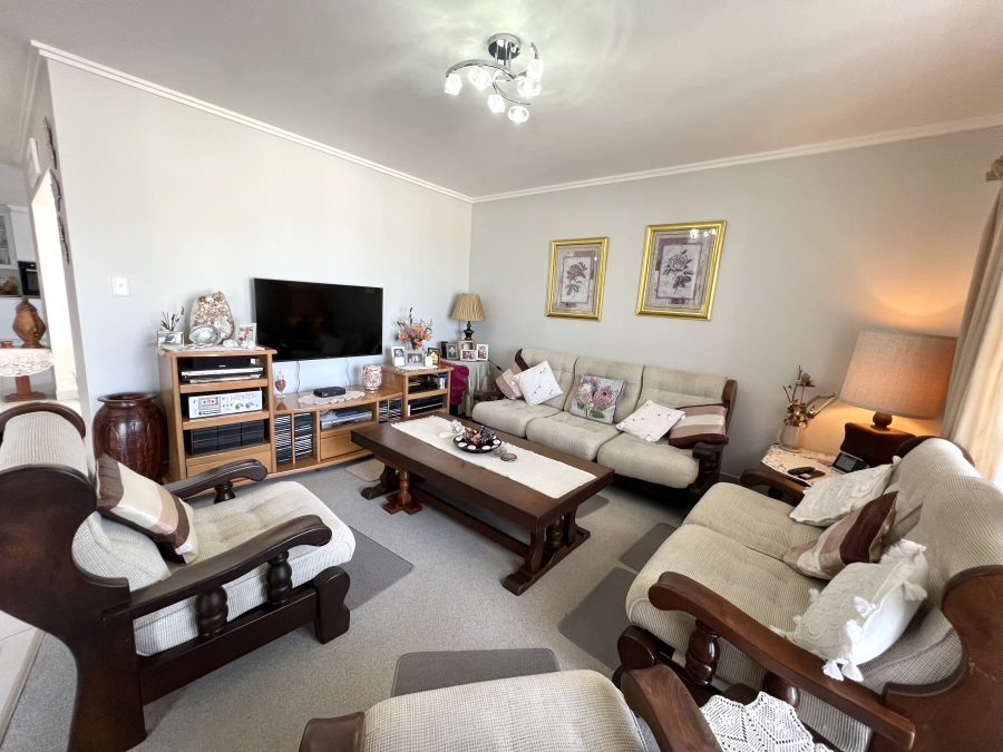 3 Bedroom Property for Sale in Jeffreys Bay Central Eastern Cape
